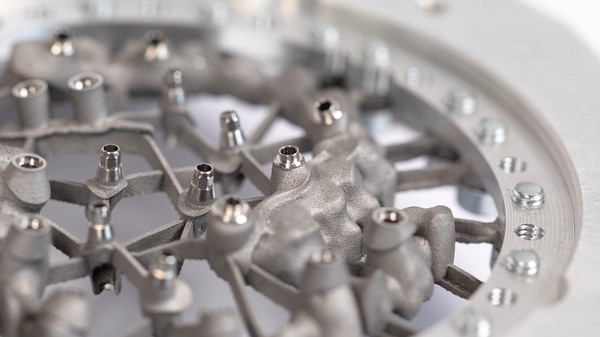 ハイブリッド加工：imes-icore製CORiTEC 650i PROシリーズで3Dプリントユニットの再加工が可能