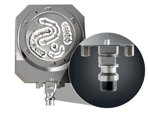 CORiTEC 650i PROシリーズは強力なEROWAゼロポイントクランプシステムを搭載